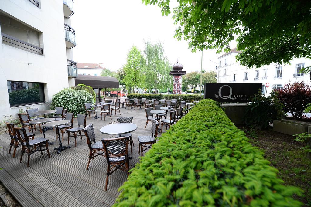 Hotel Quorum Saint-Cloud Exterior photo