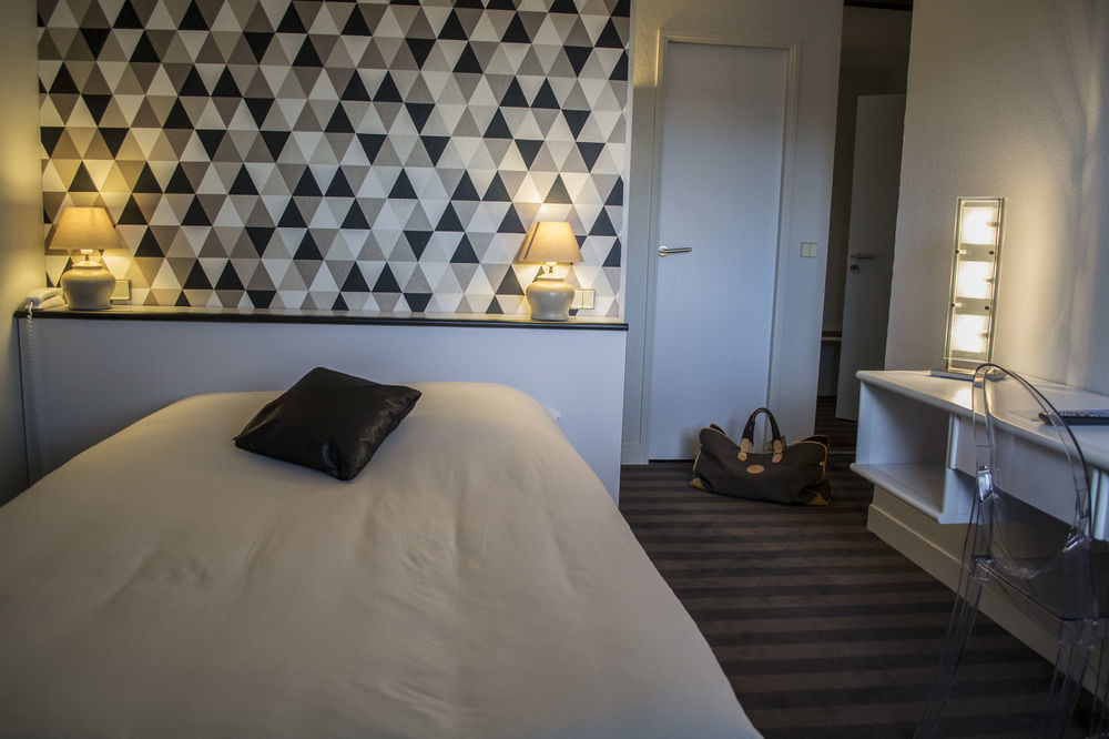 Hotel Quorum Saint-Cloud Exterior photo