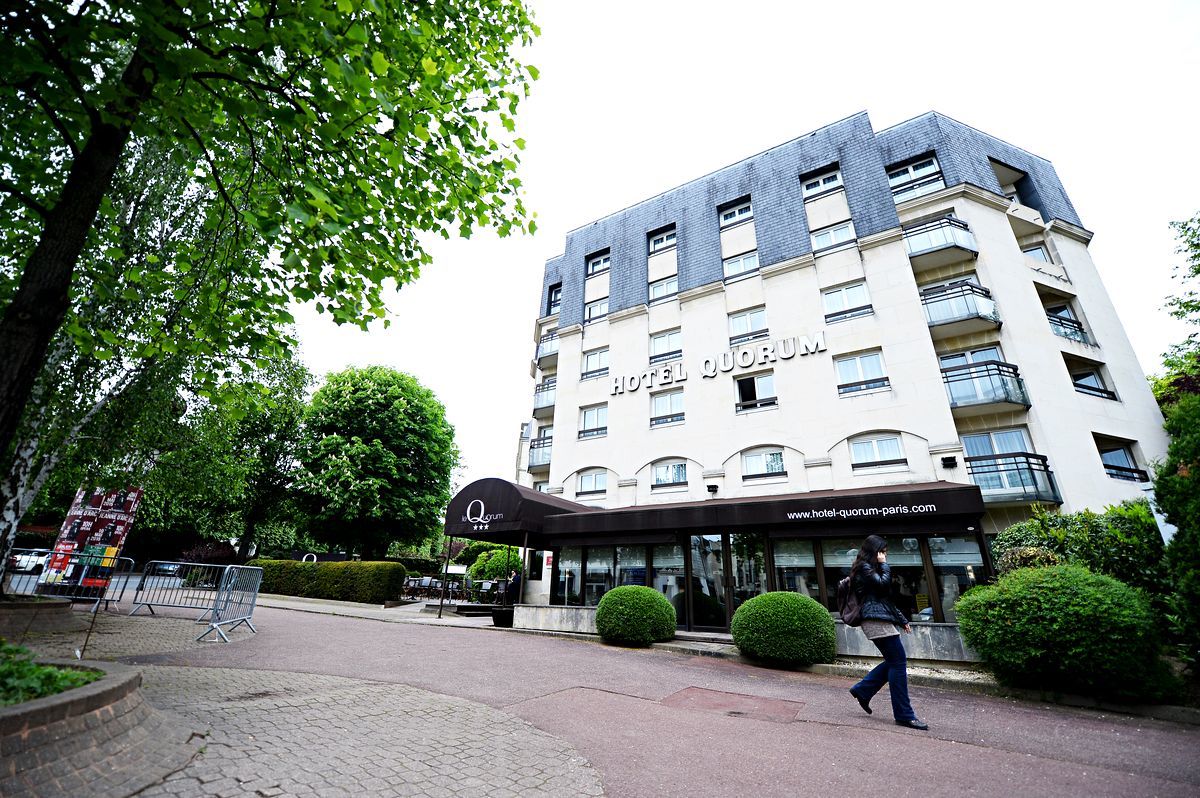 Hotel Quorum Saint-Cloud Exterior photo